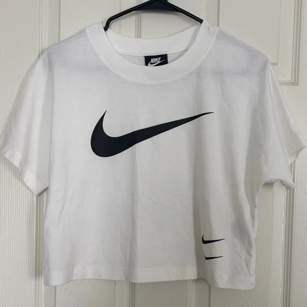 Nike White Tee with Black Logo - Picture 1 of 1